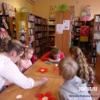 Kobiety, kwiaty i poezja