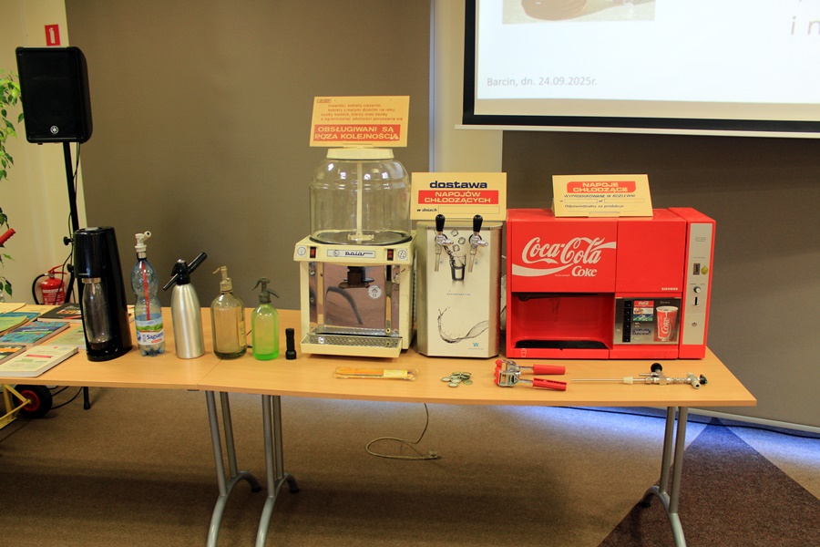 Urządzenia do wyrobu napojów gazowanych z kolekcji Pana Krzysztofa