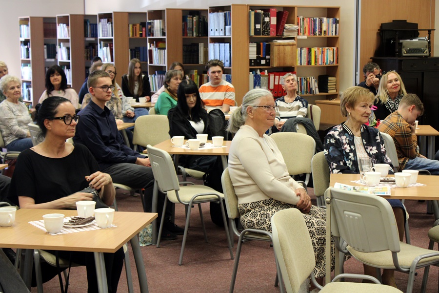 kolejne zdjęcie publiczności