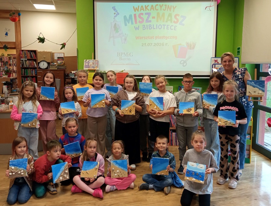 Grupowe zdjęcie uczestników zajęć
